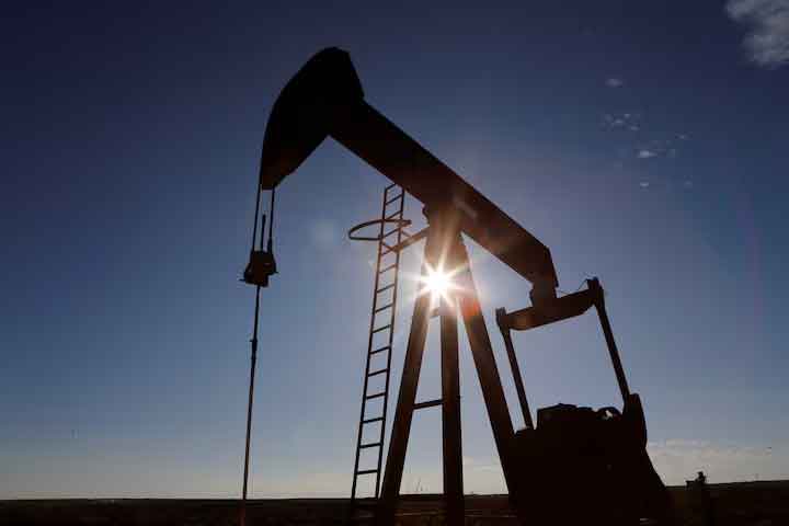 افزایش قیمت نفت برای پنجمین روز متوالی؛ تأثیر تحریم‌های ونزوئلا
