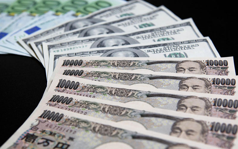 ژاپن به دنبال تقویت ین: پیشنهادات جدید برای معکوس کردن روند خروج سرمایه‌ها