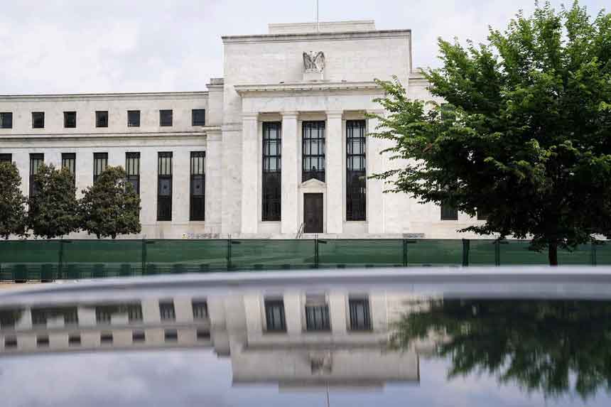 آمادگی کامل فدرال رزرو برای مداخله در بازارهای مالی در پی تعرفه های ترامپ